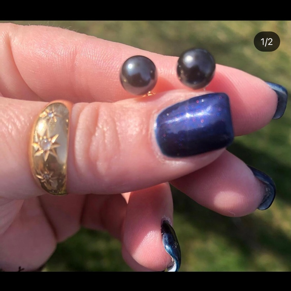 Black Tahitian Pearl Earrings